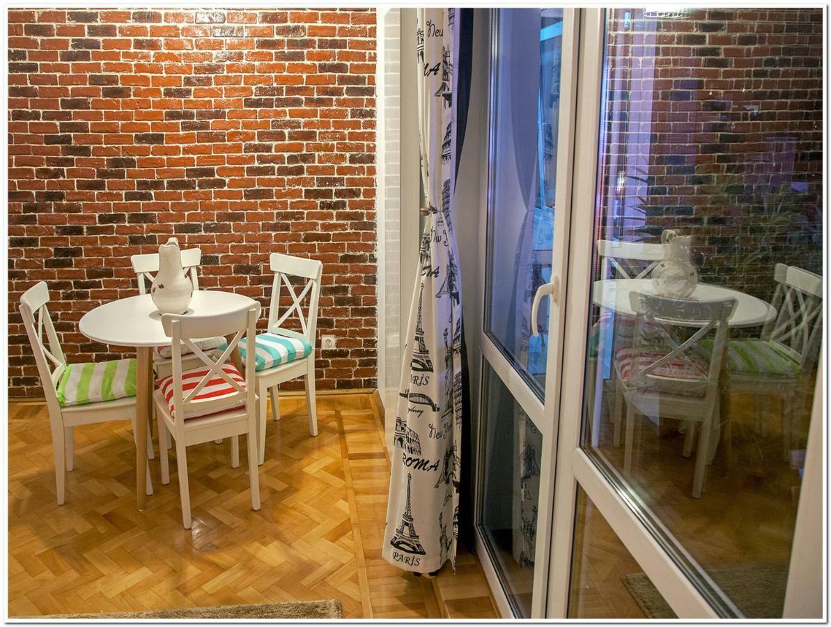 Skyview Old Town Apartment Bucharest Exterior photo